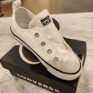 White Converse Size 9 Toddler